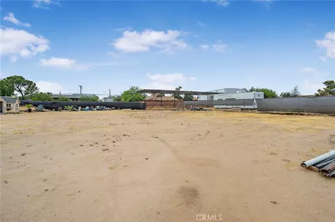 18025 Juniper St, Hesperia, CA 92345 photo 24