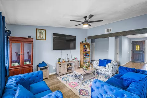 18025 Juniper St, Hesperia, CA 92345 photo 9
