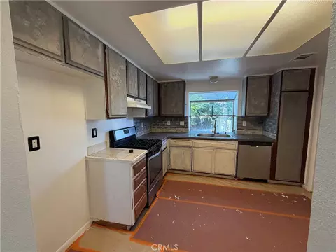 7556 Villa Ave, Highland, CA 92346 photo 11