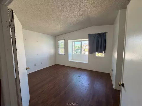7556 Villa Ave, Highland, CA 92346 photo 21