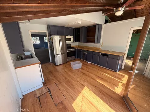 7121 Vine, Highland, CA 92346 photo 12