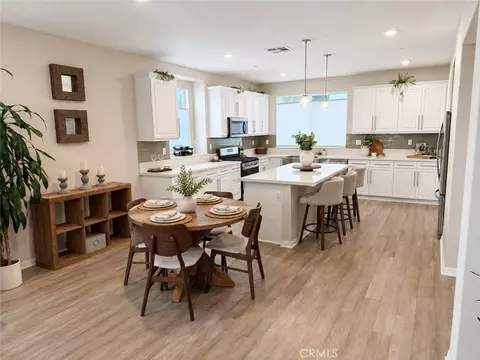 Kitchen - 14039 Ruby #1, Gardena, CA 90247 photo 2 of 10