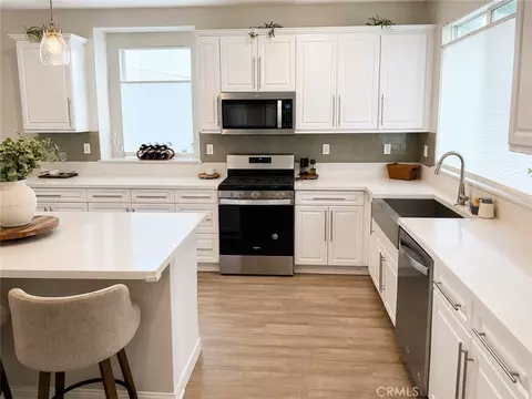 Kitchen - 14039 Ruby #1, Gardena, CA 90247 photo 3 of 10