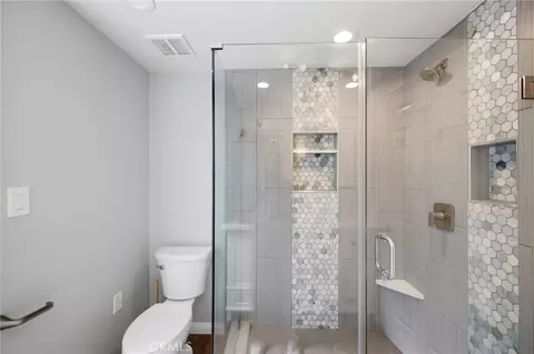 Bath - 2906 Berkeley, Riverside, CA 92506 photo 2 of 3