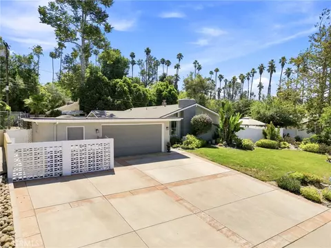 Exterior - 2906 Berkeley, Riverside, CA 92506 photo 3 of 11