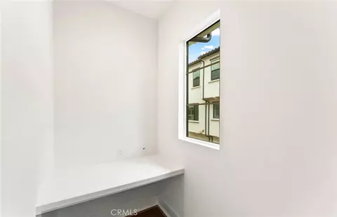 Other - 107 Sorrel Ct, Burbank, CA 91506 photo 2 of 6