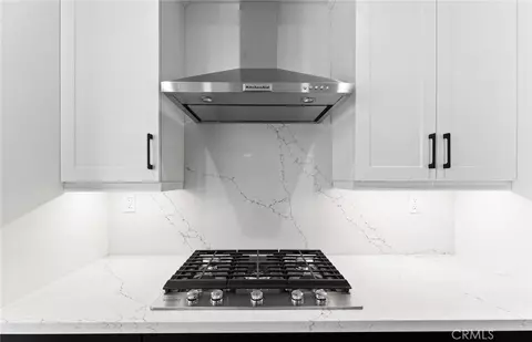 Kitchen - 107 Sorrel Ct, Burbank, CA 91506 photo 1 of 1