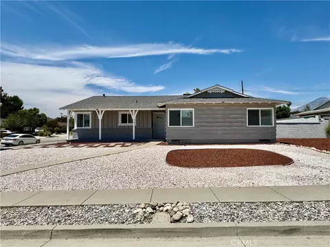 1127 Turning Bnd, Claremont, CA 91711