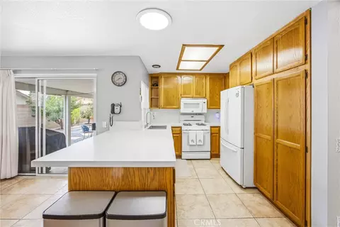 Kitchen - 177 Genoa, Upland, CA 91786 photo 1 of 4