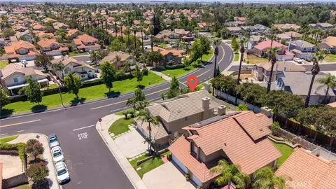 View/Area - 7482 Cambridge Ct, Fontana, CA 92336 photo 5 of 8