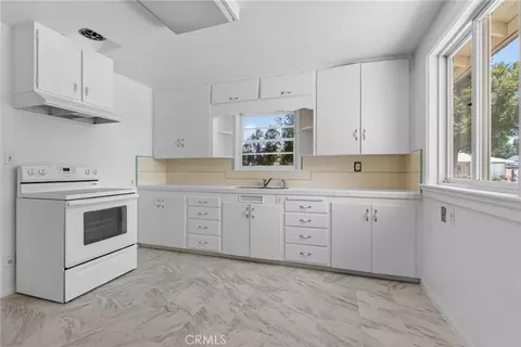 4640 Cover, Riverside, CA 92506 photo 11