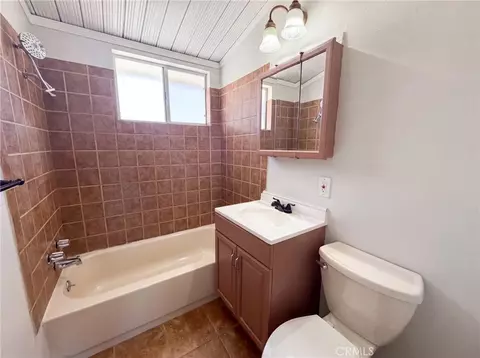 Bath - 415 E Indian School, Banning, CA 92220 photo 1 of 2