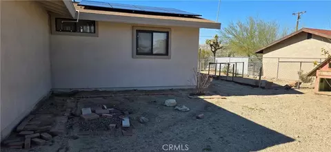 Exterior - 7115 Rubidoux, Yucca Valley, CA 92284 photo 9 of 10