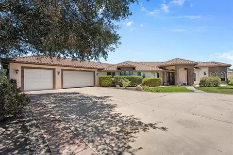 Exterior - 26690 Skyrocket, Temecula, CA 92590 photo 1 of 8