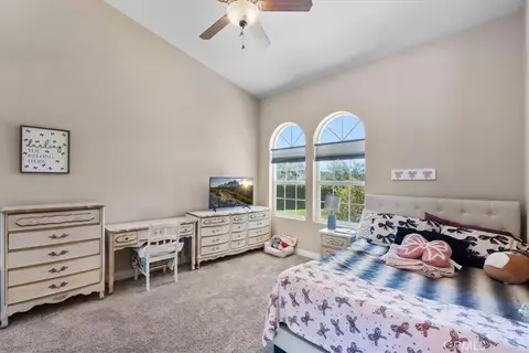 Bedroom - 26690 Skyrocket, Temecula, CA 92590 photo 4 of 6