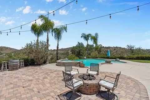 Exterior - 26690 Skyrocket, Temecula, CA 92590 photo 3 of 8