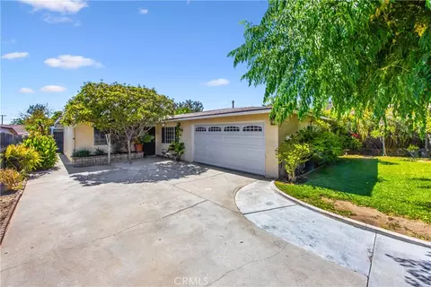 Exterior - 7186 Olive St, Highland, CA 92346 photo 1 of 7