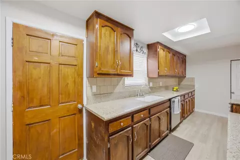 Entry Way - 7186 Olive St, Highland, CA 92346 photo 2 of 2