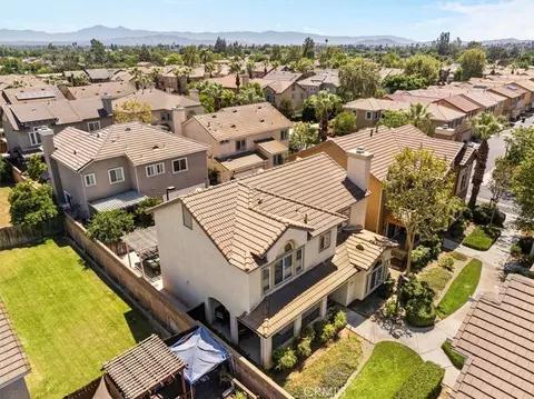 View/Area - 4939 Plumtree Ct, Riverside, CA 92504 photo 2 of 5