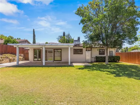 Exterior - 2973 Flanders, Riverside, CA 92507 photo 6 of 9