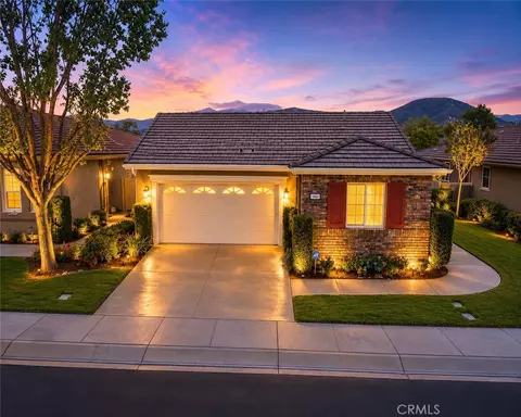 186 Canary, Beaumont, CA 92223