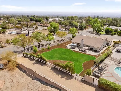 View/Area - 8288 Hillside Rd, Rancho Cucamonga, CA 91701 photo 2 of 5