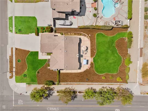 View/Area - 8288 Hillside Rd, Rancho Cucamonga, CA 91701 photo 4 of 5