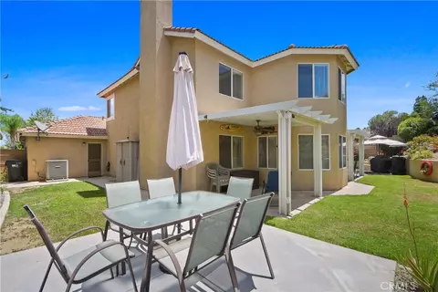 Exterior - 770 Sugar Maple Ln, Corona, CA 92881 photo 5 of 12
