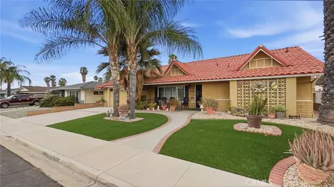 1180 Amberwood, Hemet, CA 92543