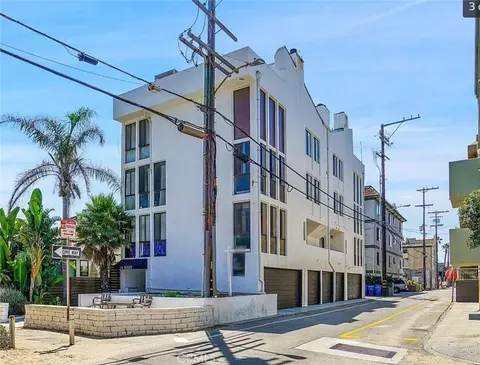14 Mast St, Los Angeles, CA 90292