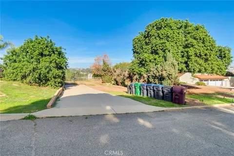 Exterior - 15750 Pounders, Riverside, CA 92504 photo 2 of 12