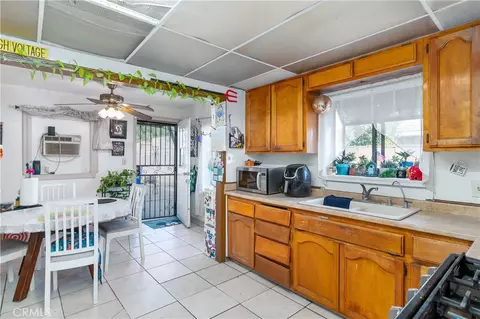 Entry Way - 1859 Davidson, San Bernardino, CA 92411 photo 3 of 3