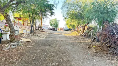21751 Rogers, Perris, CA 92570 photo 9