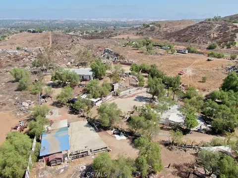 21751 Rogers, Perris, CA 92570 photo 15
