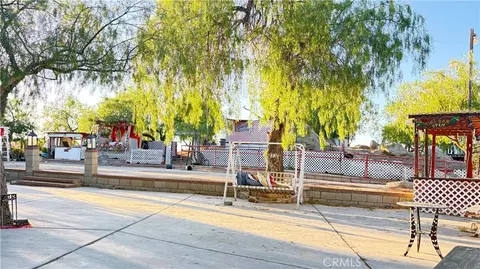 21751 Rogers, Perris, CA 92570 photo 4