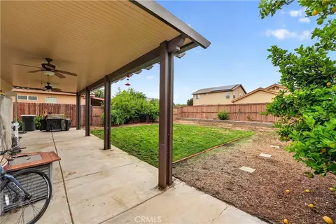 Exterior - 1020 Marigold Dr, Perris, CA 92571 photo 2 of 4