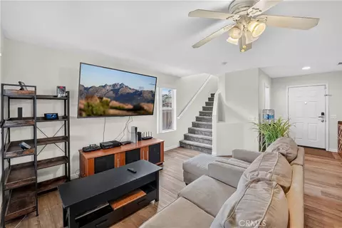 Entry Way - 1020 Marigold Dr, Perris, CA 92571 photo 2 of 6