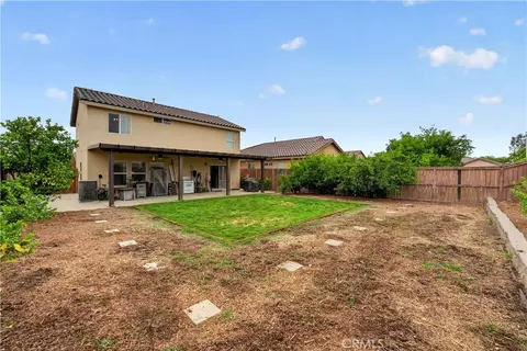 Exterior - 1020 Marigold Dr, Perris, CA 92571 photo 4 of 4