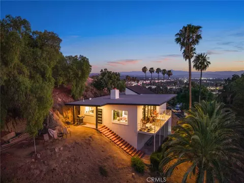 Exterior - 3170 Pachappa, Riverside, CA 92506 photo 11 of 17