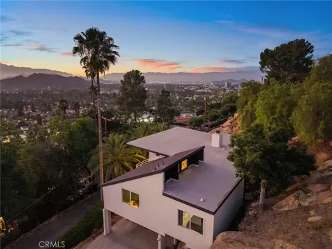 View/Area - 3170 Pachappa, Riverside, CA 92506 photo 1 of 12