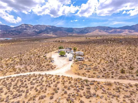 View/Area - 32787 Jagadon, Lucerne Valley, CA 92356 photo 4 of 14