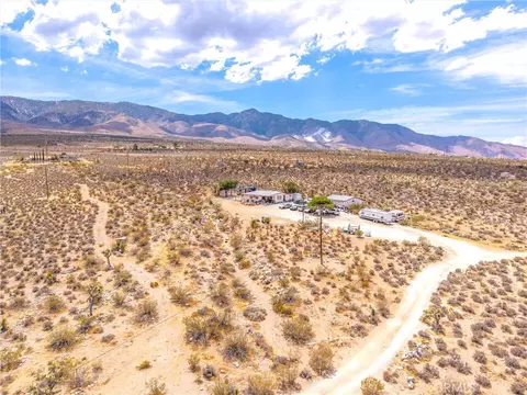 View/Area - 32787 Jagadon, Lucerne Valley, CA 92356 photo 5 of 14