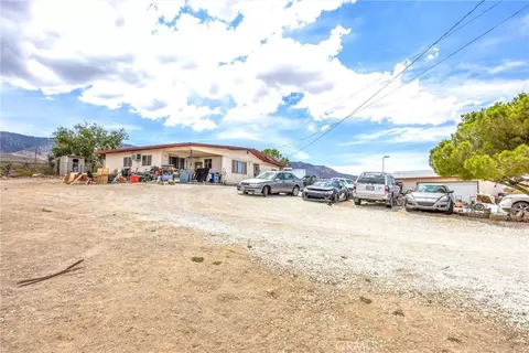 Exterior - 32787 Jagadon, Lucerne Valley, CA 92356 photo 1 of 10