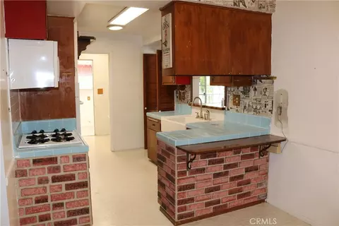 Kitchen - 1354 Hallwood Ct, Upland, CA 91786 photo 2 of 6
