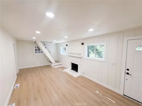 Living - 982 Oak, Crestline, CA 92325 photo 2 of 3