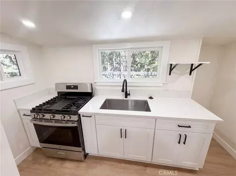 Kitchen - 982 Oak, Crestline, CA 92325 photo 1 of 2
