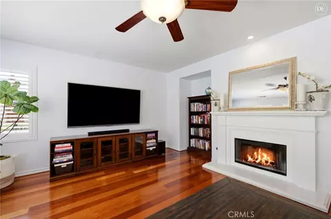 Living - 17213 Noble Vw, Riverside, CA 92503 photo 1 of 2