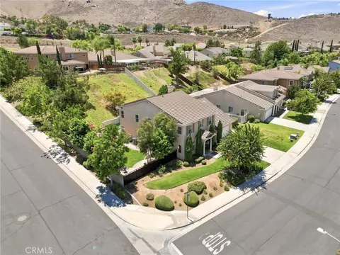View/Area - 17213 Noble Vw, Riverside, CA 92503 photo 1 of 6