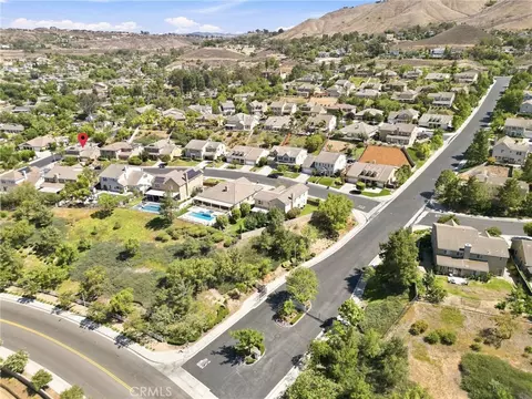 View/Area - 17213 Noble Vw, Riverside, CA 92503 photo 6 of 6