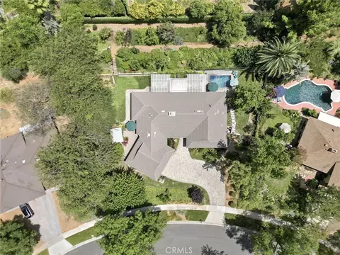 View/Area - 1179 Lyndhurst, Riverside, CA 92507 photo 3 of 6